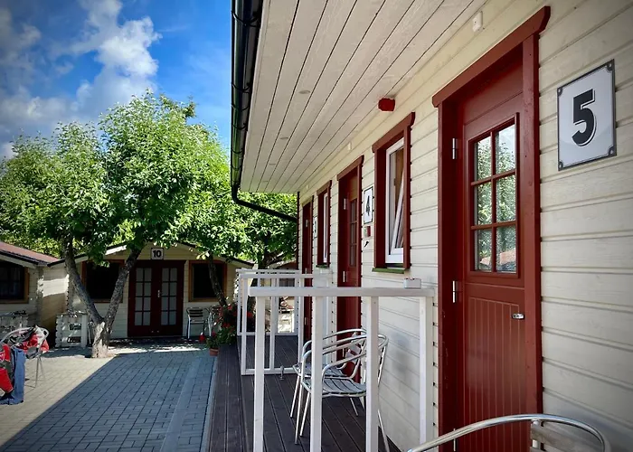 Aleksandri Guesthouse